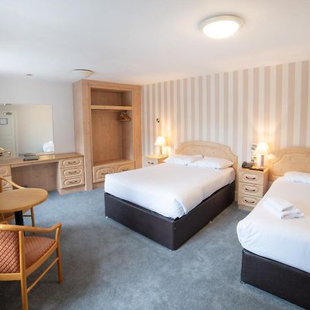 Hibernian Hotel & Leisure Centre Мэллов Экстерьер фото